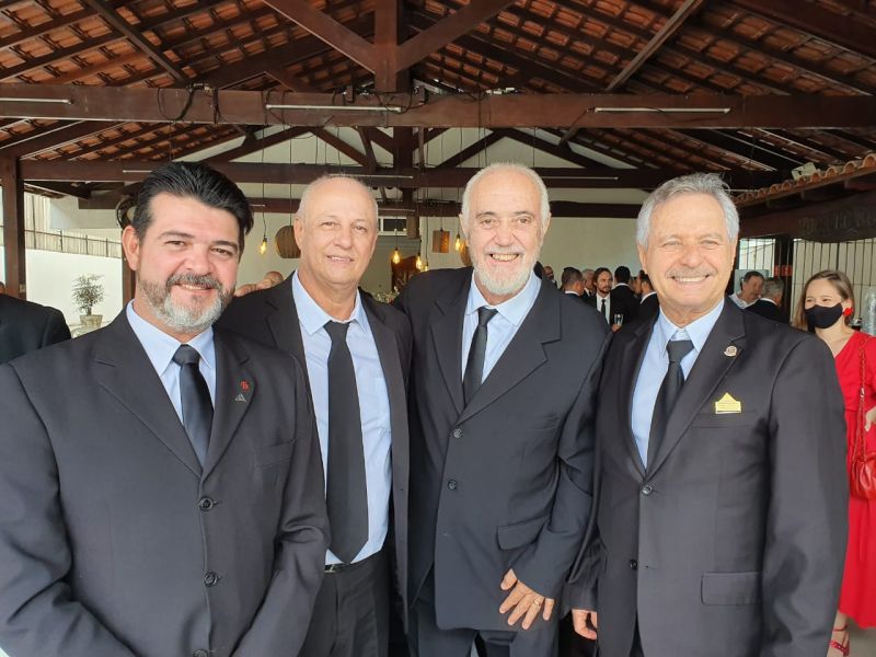 Imagem da galeria 151